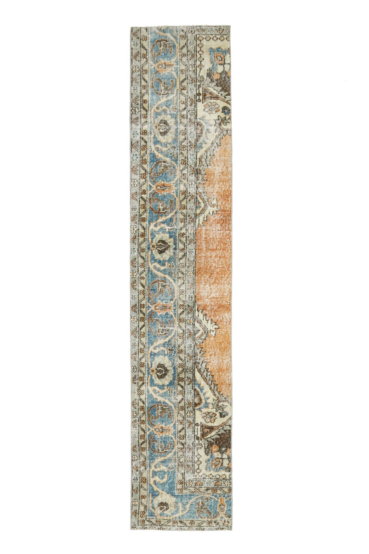 El yapımı vintage yolluk 56x279 cm oryantal desenli yün - ışık altında renk detayı