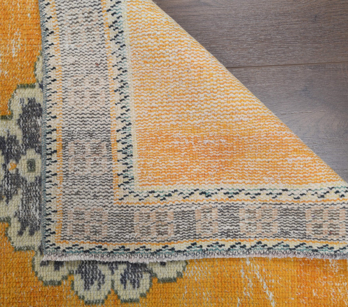 Tek parça el dokuma vintage yolluk 74x350 cm (2,59 m²) – Pera Halı
