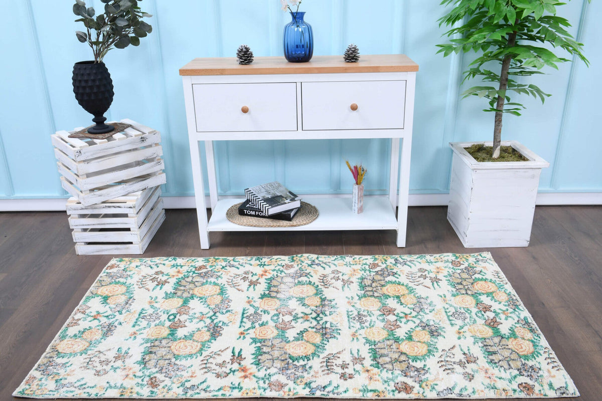 El yapımı vintage halı 61x152 cm çiçek desenli desenli yün - detay görünümü