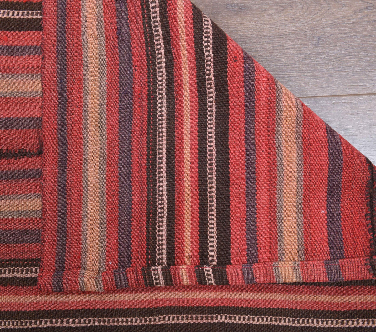 Kırmızı renkli vintage kilim yolluk, %100 yün dokuma