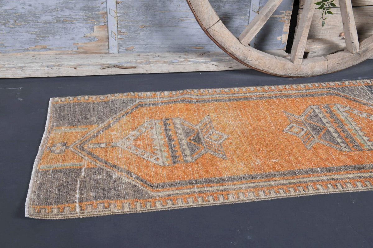 El yapımı vintage yolluk 64x229 cm oryantal desenli yün - yakın çekim doku detayı