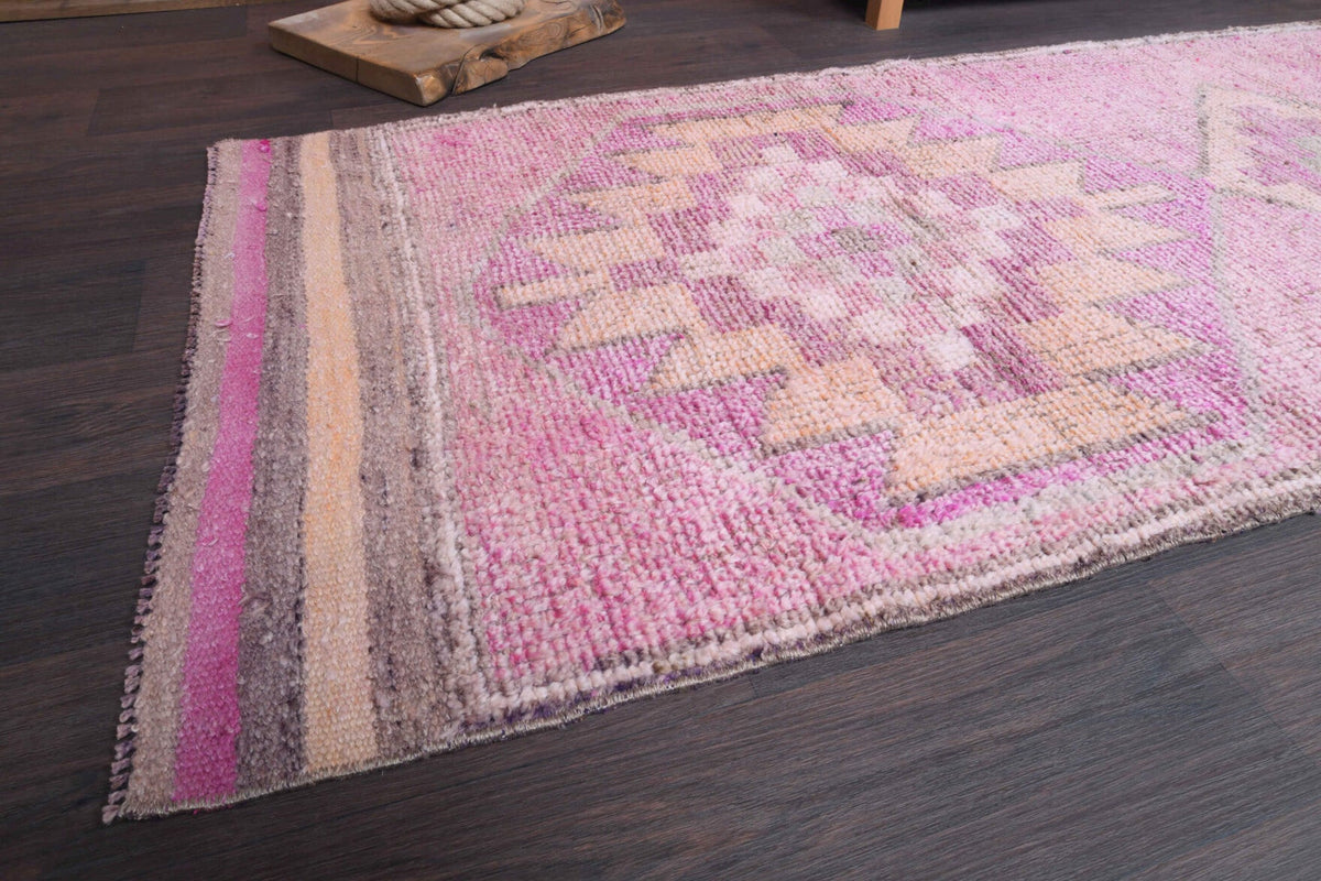 El yapımı vintage yolluk 91x287 cm geometrik desenli yün - yakın çekim doku detayı