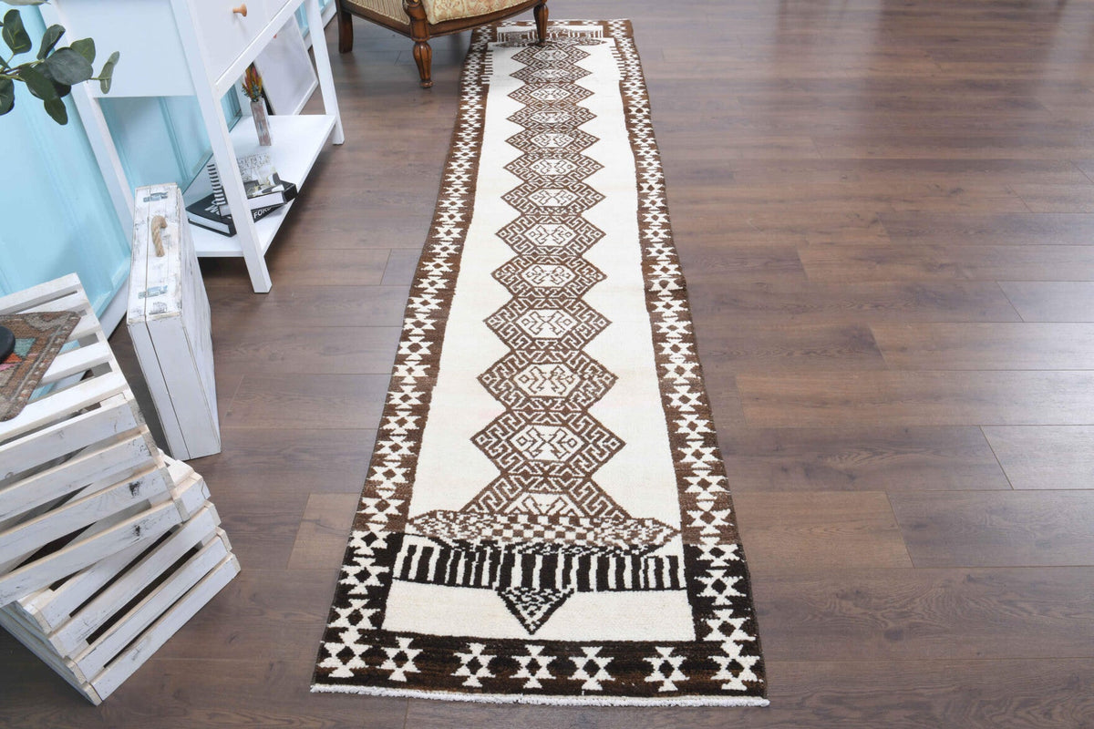 1970'lerden Anadolu kökenli geometrik desenli el dokuma vintage yolluk, 78x354 cm