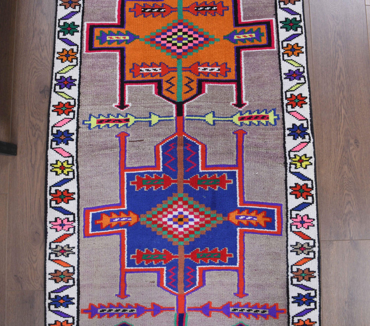 Tribal desenli el dokuma vintage yolluk – kırmızı ve kahverengi tonlarda yün dokuma