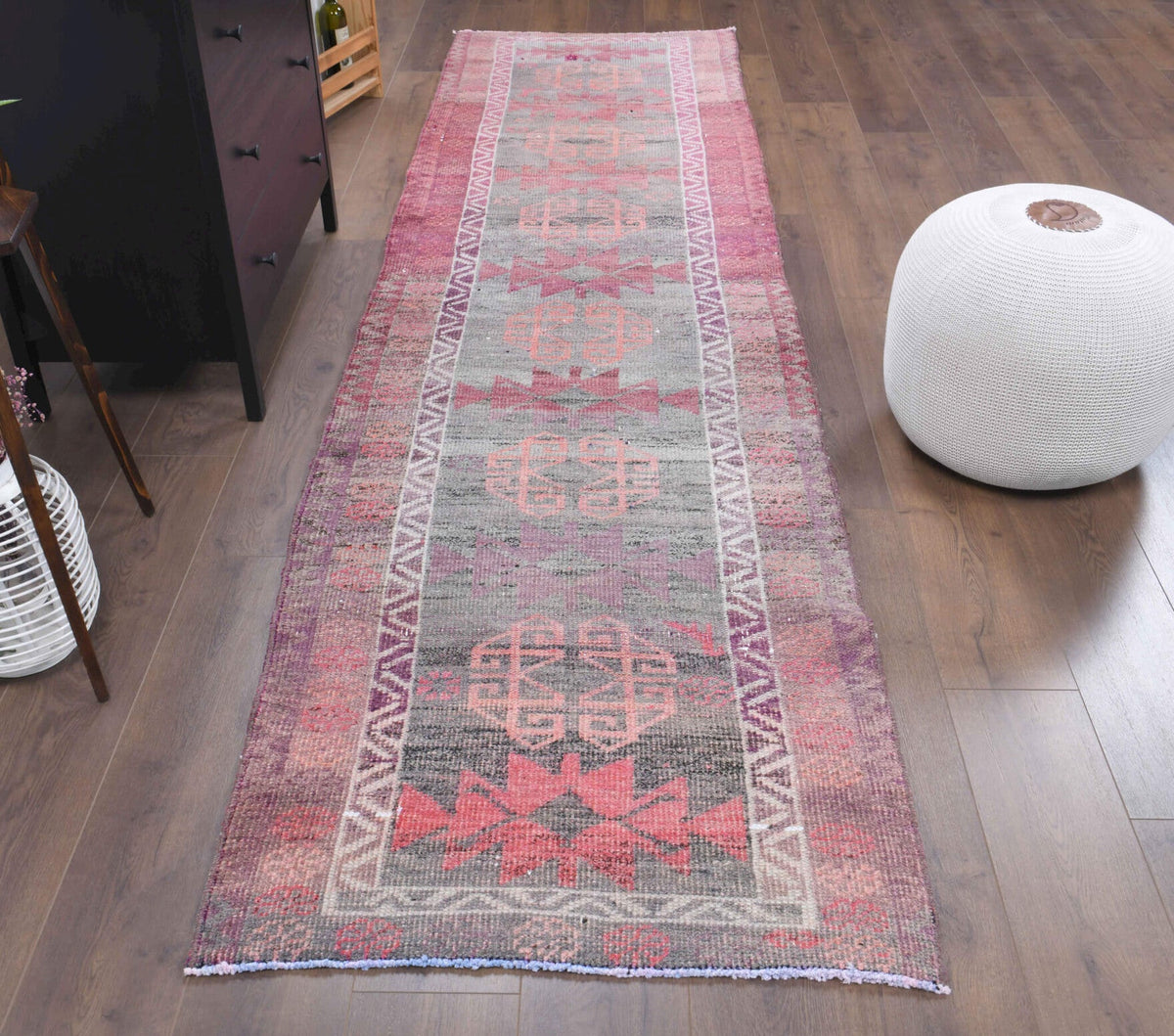1970'lerden Anadolu kökenli oryantal desenli el dokuma vintage yolluk, 91x354 cm