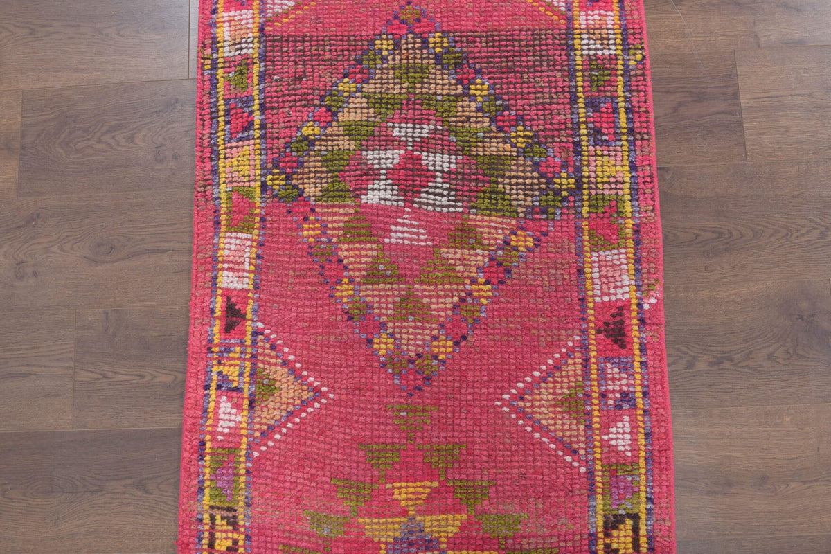 El yapımı vintage yolluk 61x366 cm oryantal desenli yün - yakın çekim doku detayı