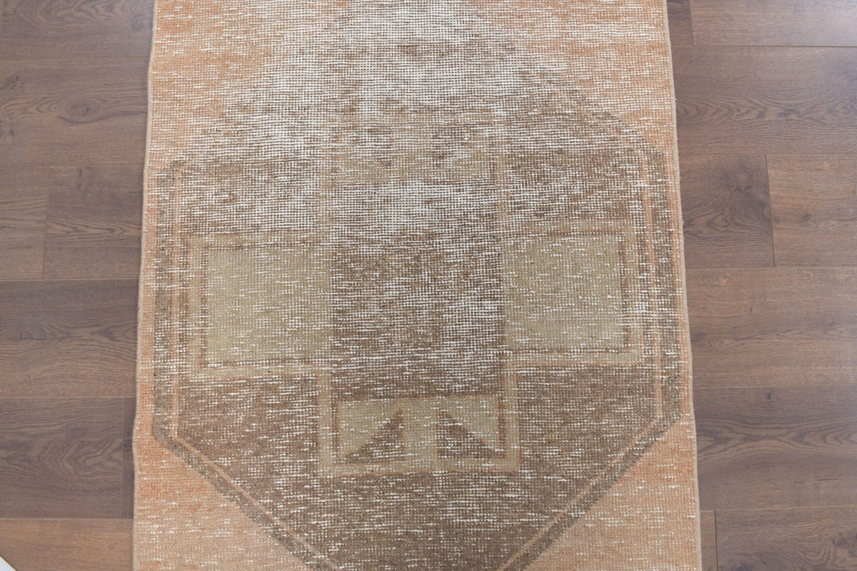 El yapımı vintage yolluk 89x353 cm geometrik desenli yün - yakın çekim doku detayı