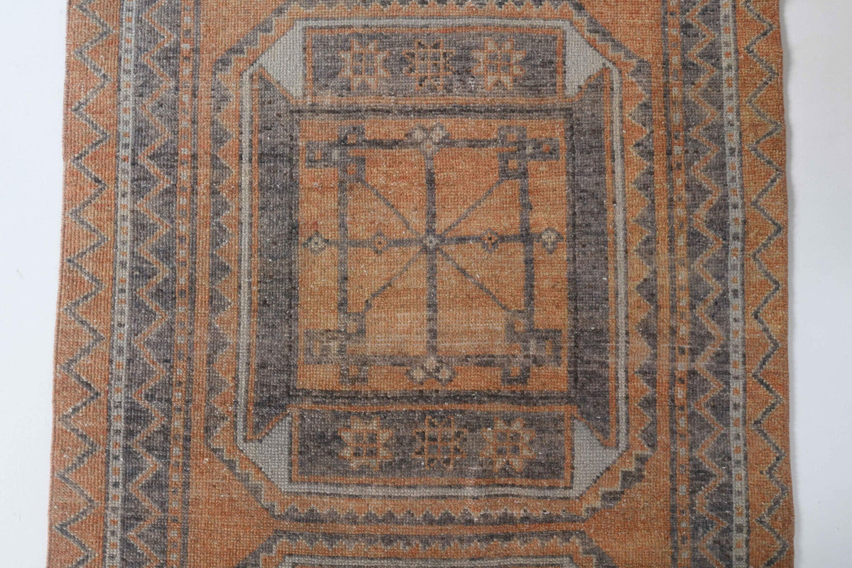 Antre ve koridor için tribal desenli el dokuma vintage yolluk – 111x351 cm