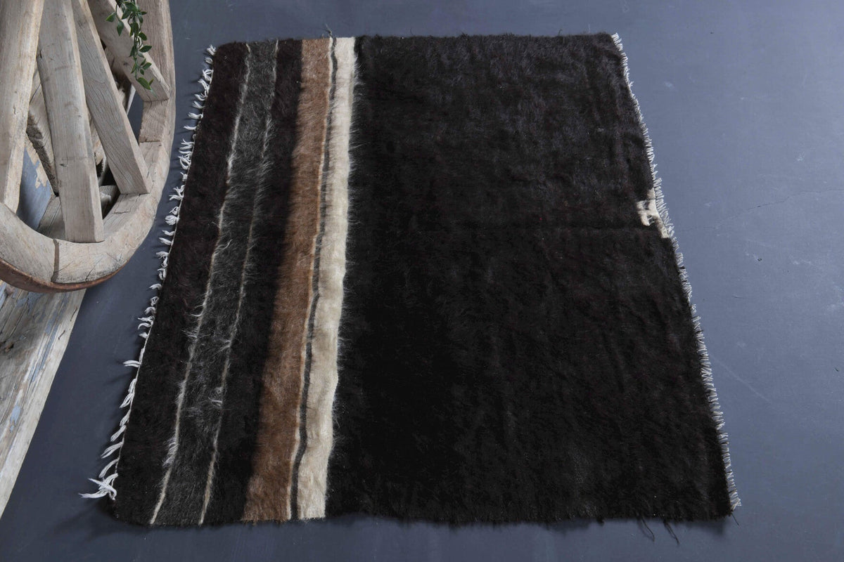 1960'lardan Anadolu kökenli düz zeminli el dokuma vintage kilim, 94x130 cm