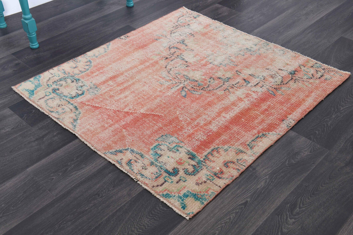 El yapımı vintage halı 112x119 cm oryantal desenli yün - yakın çekim doku detayı