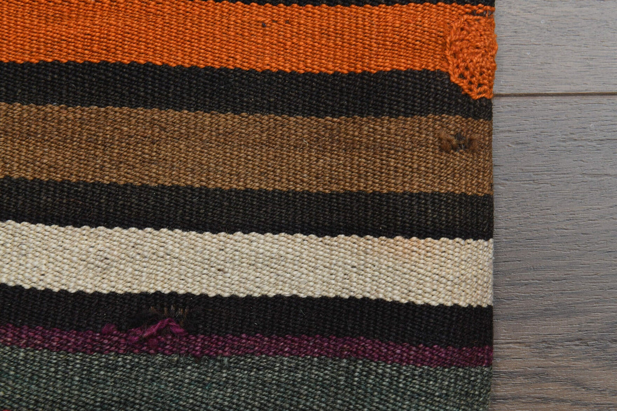 Tek parça el dokuma vintage kilim 69x127 cm (0,88 m²) – Pera Halı