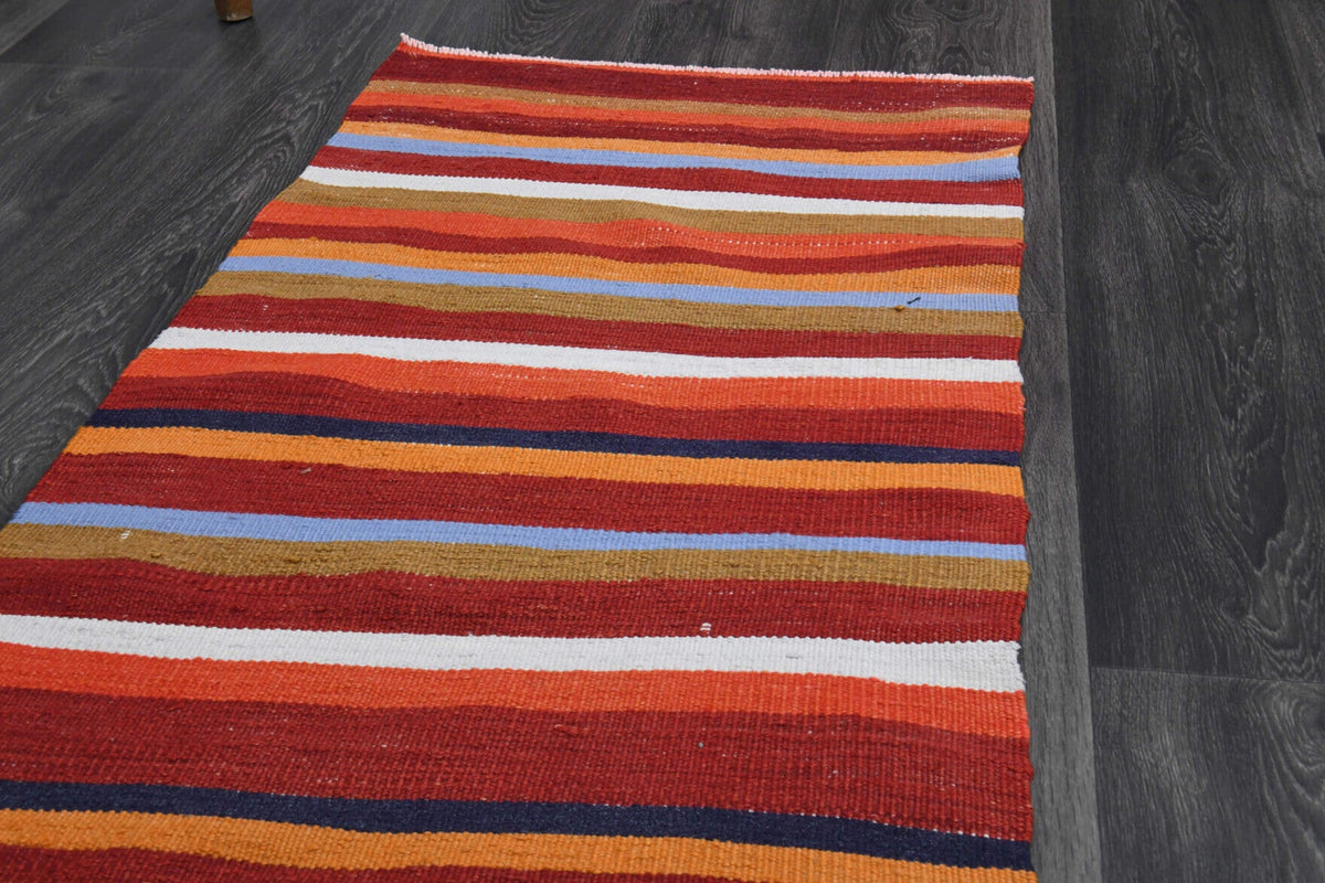 Kırmızı ve turuncu renkli vintage kilim yolluk, %100 yün dokuma