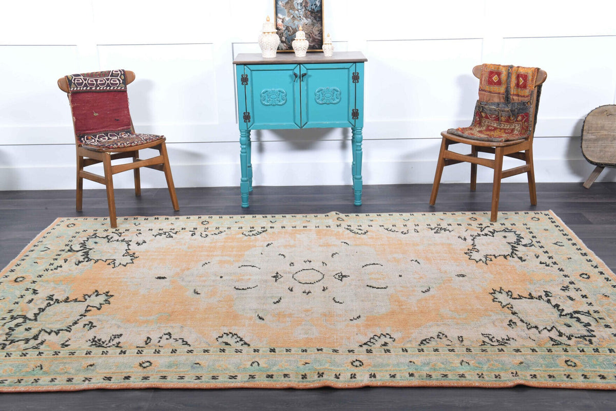 Oriental Vintage Anatolian Area Rug