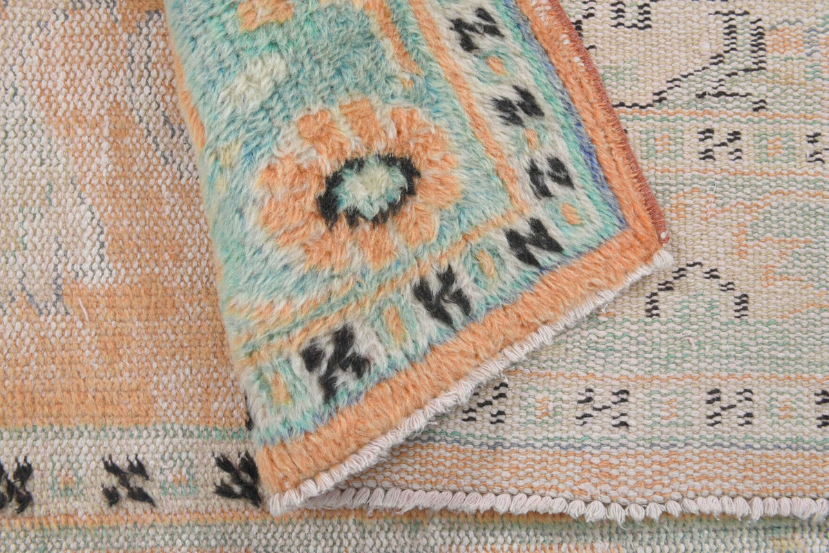 Oriental Vintage Anatolian Area Rug